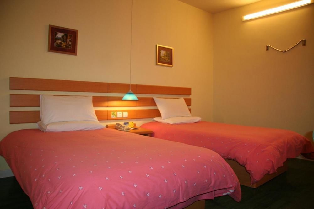 Циндао: Qingdao Home Inn - Convention Center
