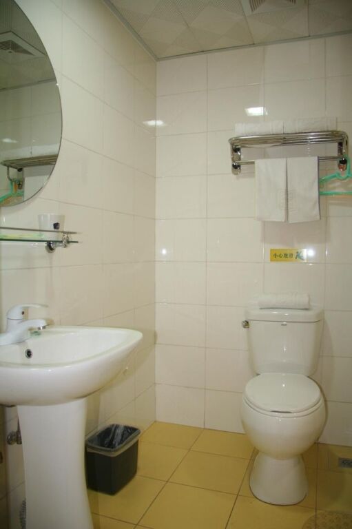 Циндао: Qingdao Home Inn - Convention Center