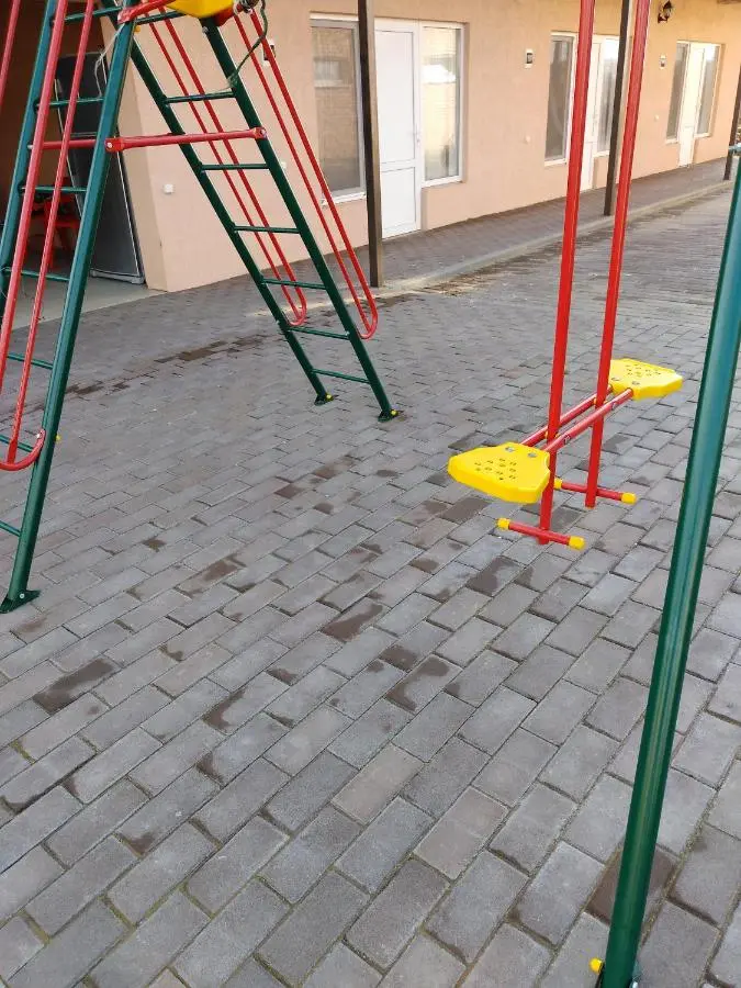 Пересыпь: гостевой дом На Береговой