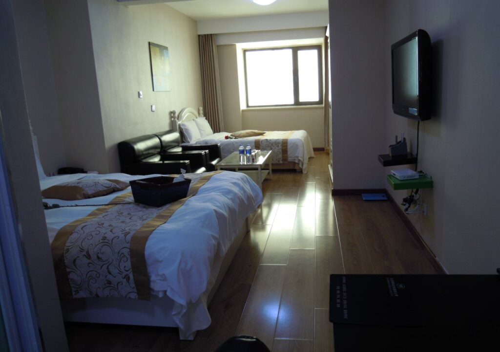 Далянь: Dalian Ming Rui Jin Feng Apartment