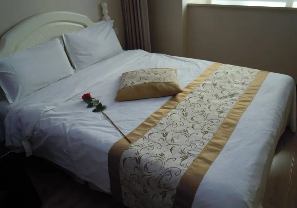 Далянь: Dalian Ming Rui Jin Feng Apartment