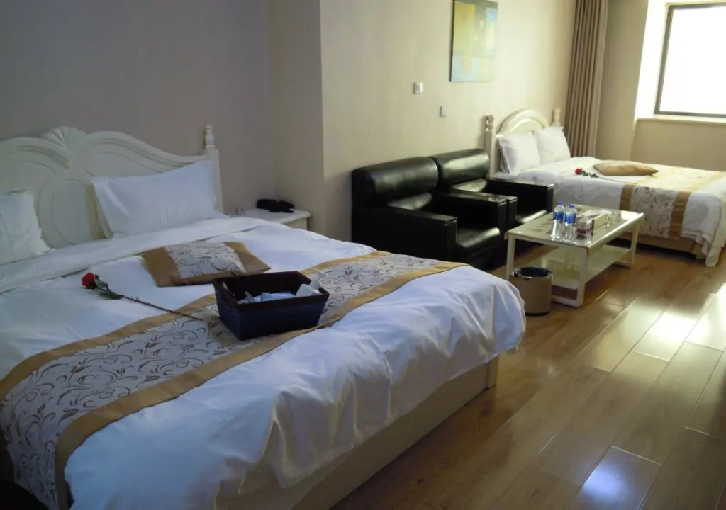 Далянь: Dalian Ming Rui Jin Feng Apartment