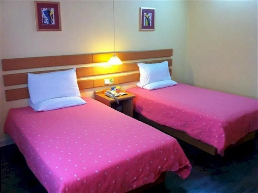 Дежоу: Home Inn Dezhou Dongfeng Middle Road