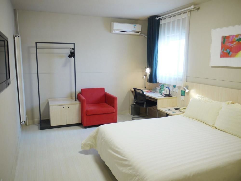 Циндао: Jinjiang Inn- Qingdao Jiaozhou East Road Branch