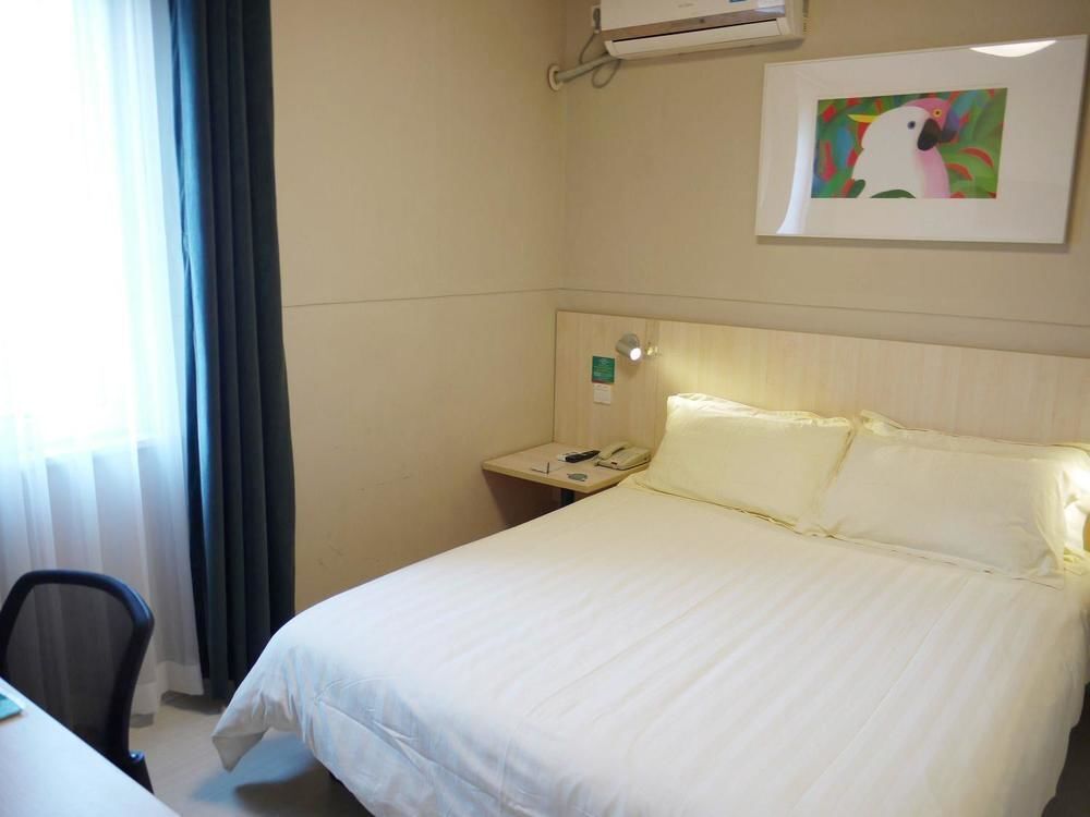 Циндао: Jinjiang Inn- Qingdao Jiaozhou East Road Branch