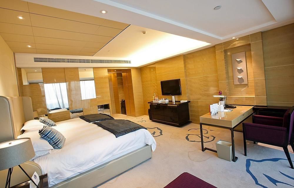 Hongkou Silver Hotel — фото 1