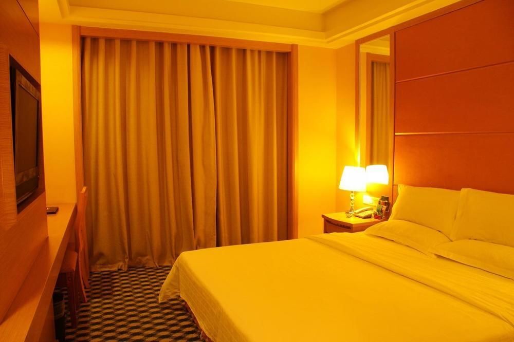 Дунгуань: Hong Bao Fashion Hotel(Changan Vanke Wanda)