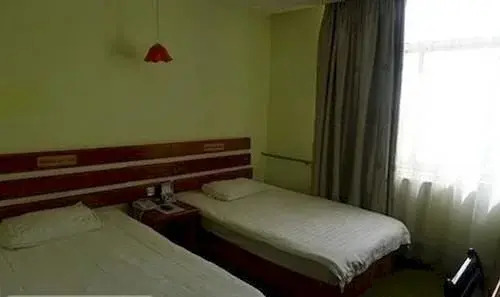 Лиаоченг: 365 Business Hotel Liaocheng
