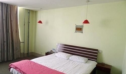 Лиаоченг: 365 Business Hotel Liaocheng