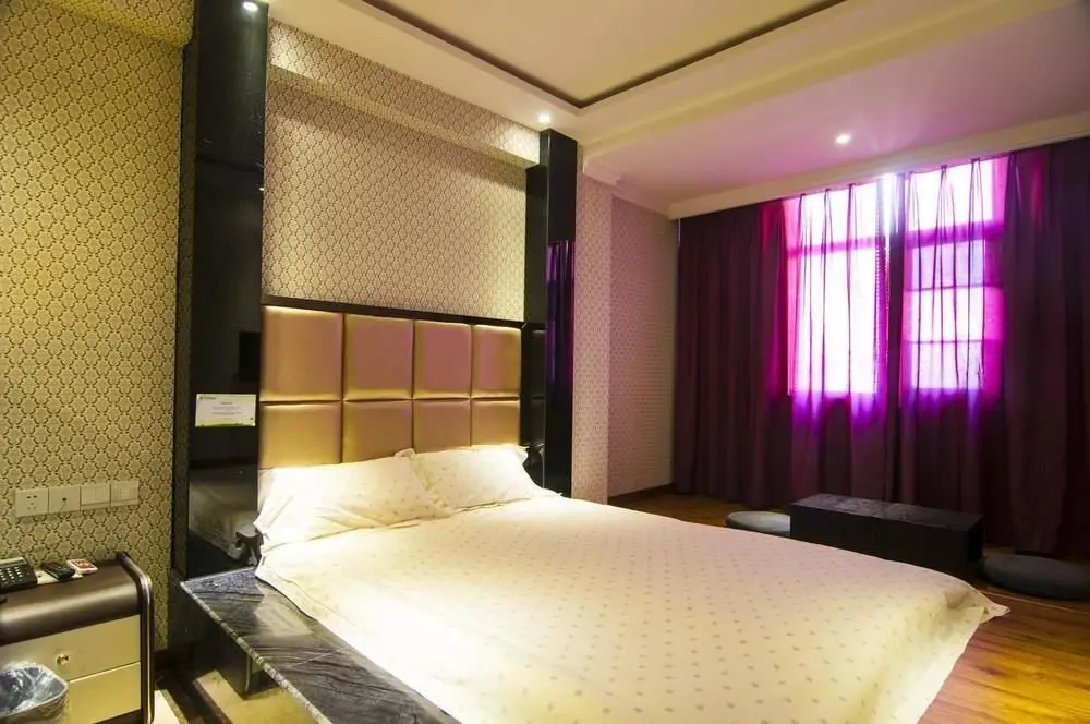 Ухань: Green Tree Inn Hubei Xiaogan Dawu County Changzheng Bei Road
