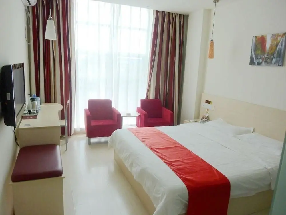 Линьи: Thankyou Hotel Exhibition Center - Linyi