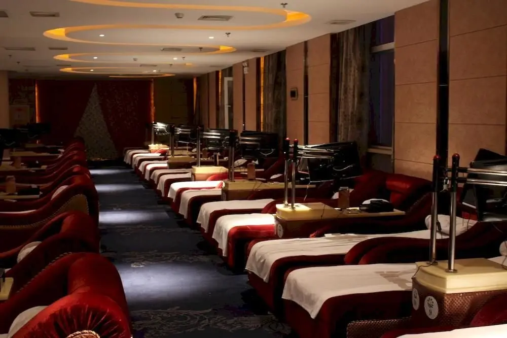 Баодин: Demei Business Hotel