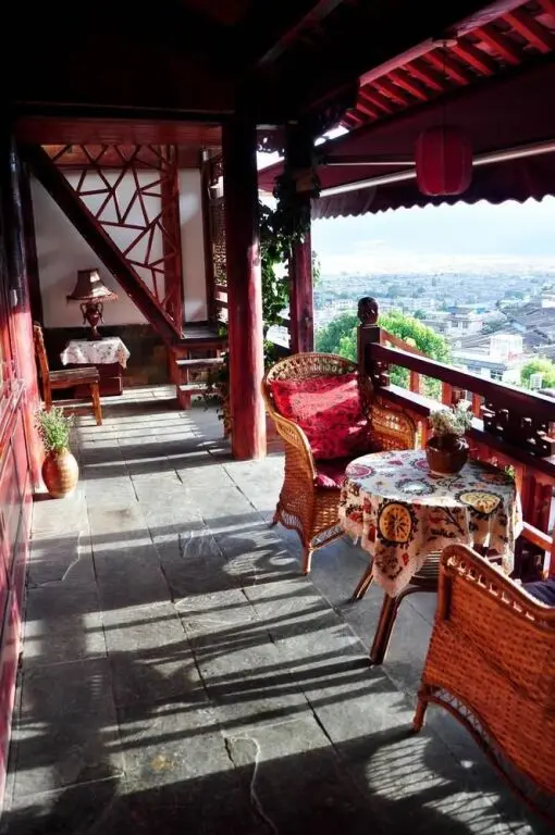Лицзян: Lijiang Qingpu Inn