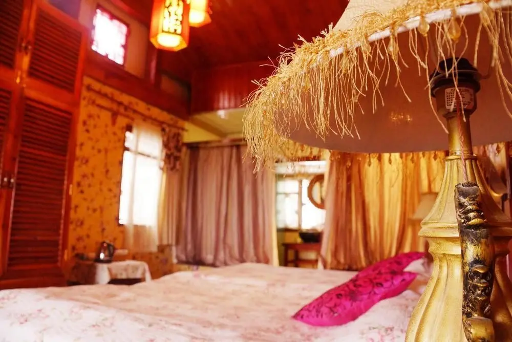Лицзян: Lijiang Qingpu Inn