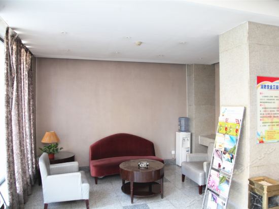 Датун: Ming Yue Business Hotel