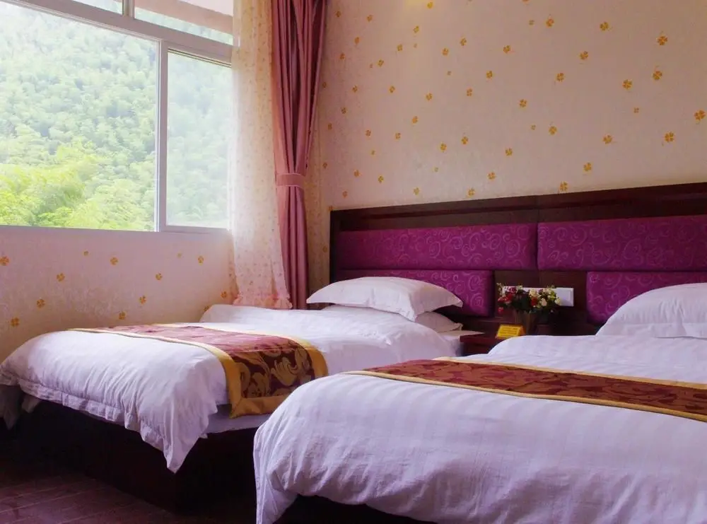 Ибинь: Yibin, Sichuan Bamboo Sea of Emerald Hills