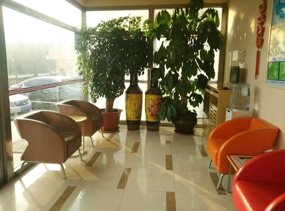 Циндао: Homeinn Ease Hotel (Qingdao Binhai College Qingda Affiliated Hospital)