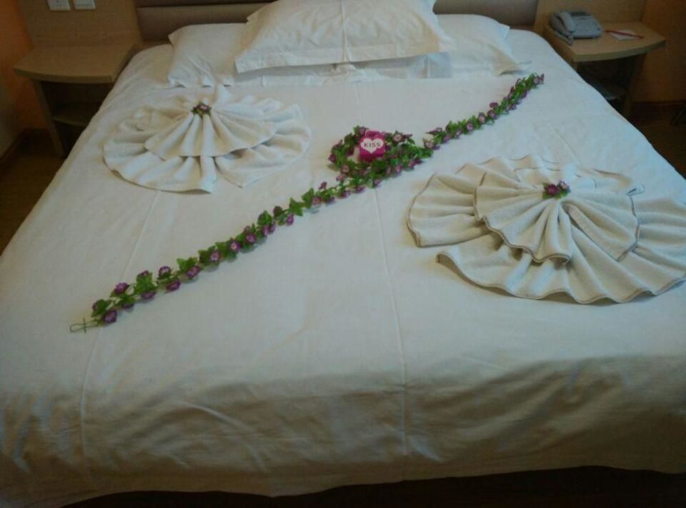Циндао: Homeinn Ease Hotel (Qingdao Binhai College Qingda Affiliated Hospital)