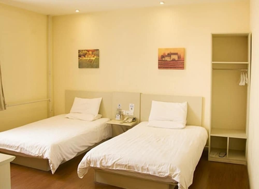 Сыпин: Hanting Hotel (Siping South Xinhua Street)