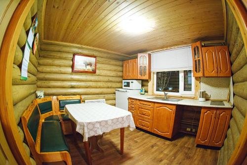Скамья: База отдыха Причудье