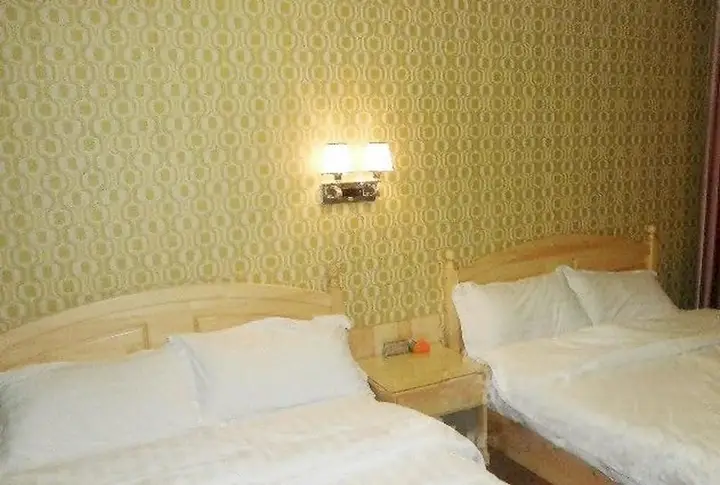 Пекин: Pod Inn (Beijing Luoguxiang Houhai Gulou)