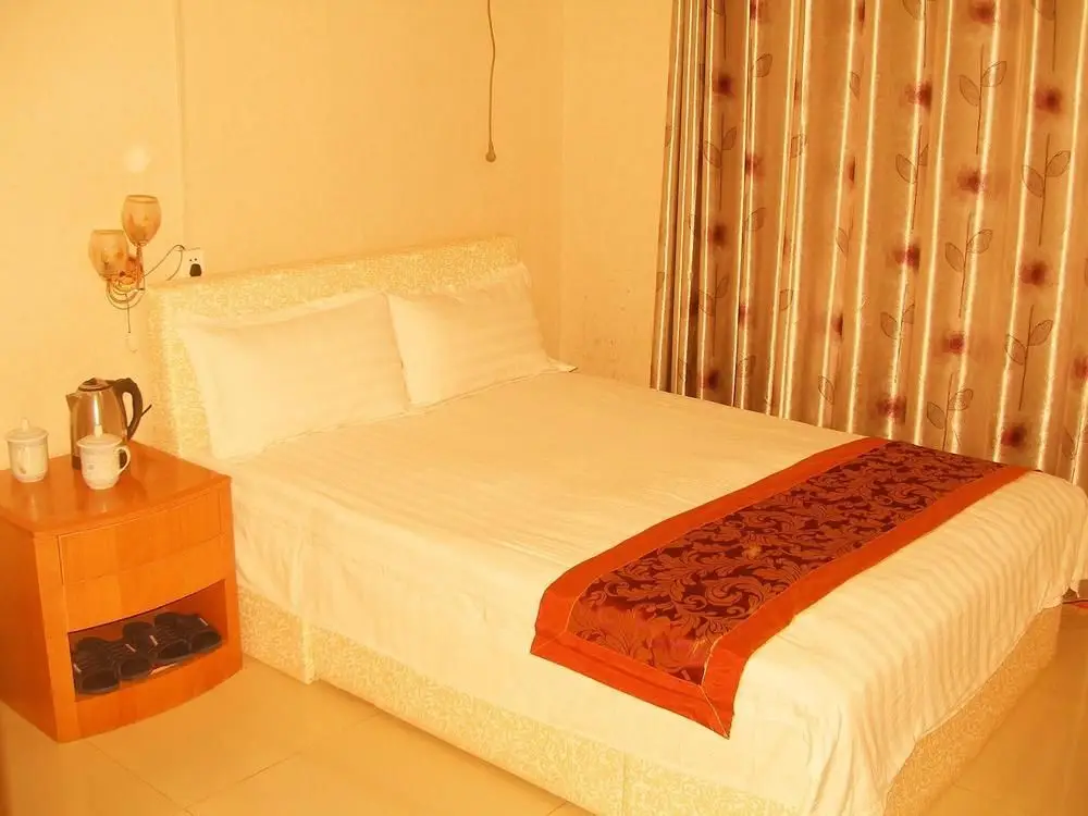 Цзинань: Jinan Lotus Pond Side Hotel
