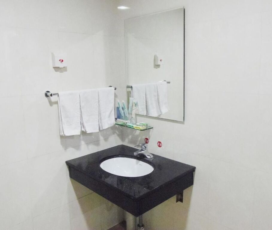 Цзинань: Ronghe Xinya Business Hotel