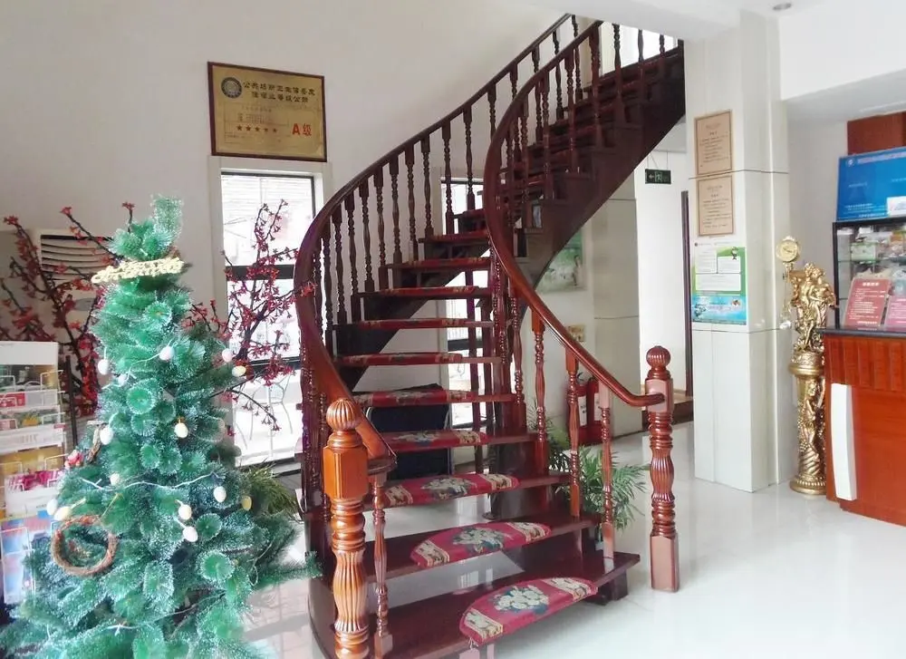 Цзинань: Ronghe Xinya Business Hotel