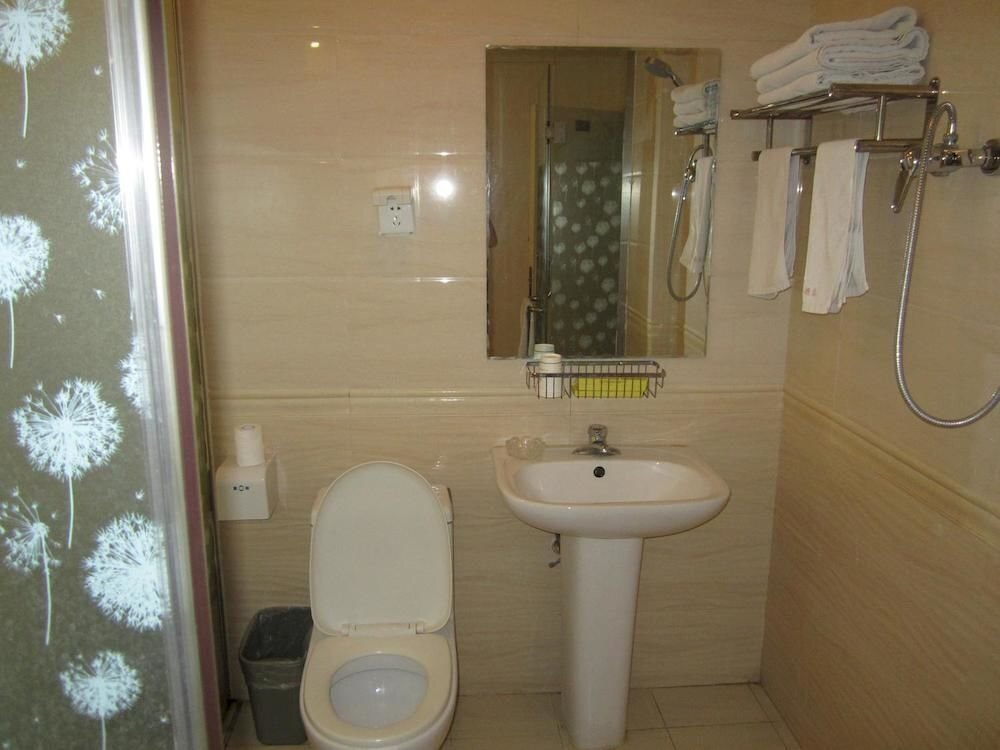 Пекин: Yangguang Xinyue Business Hotel