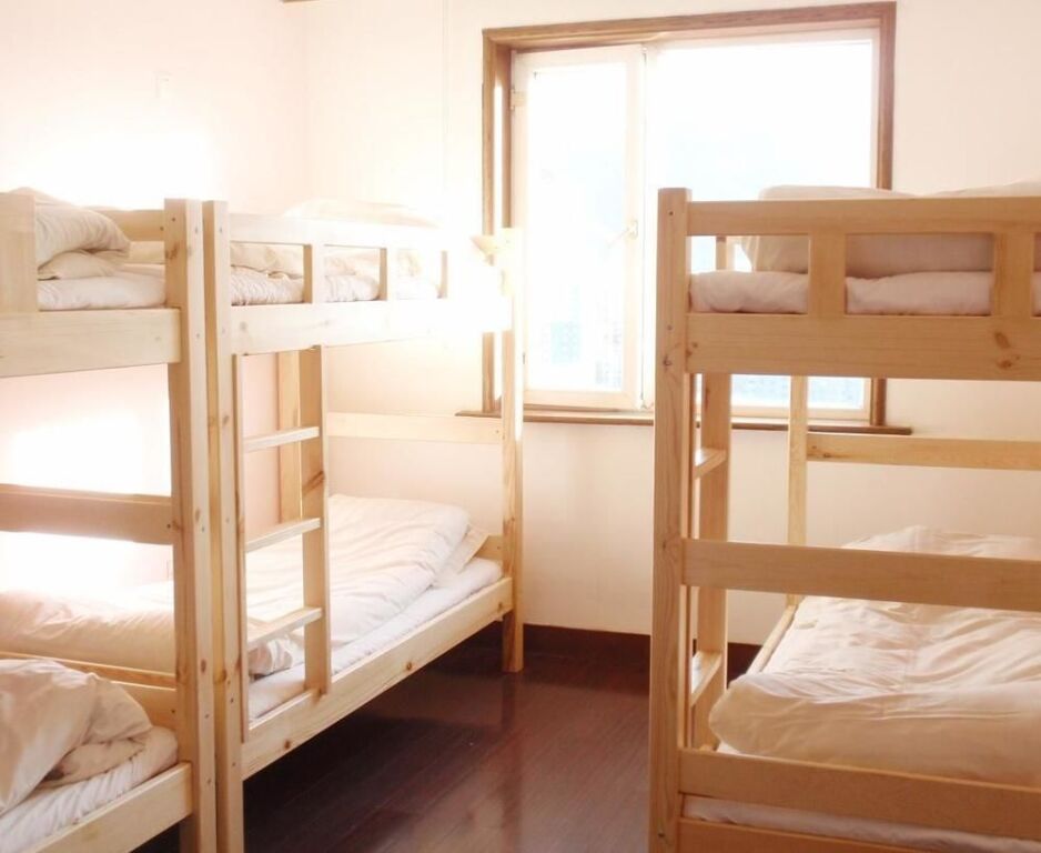 Цзинань: E Cheng Shan Se Youth Hostel