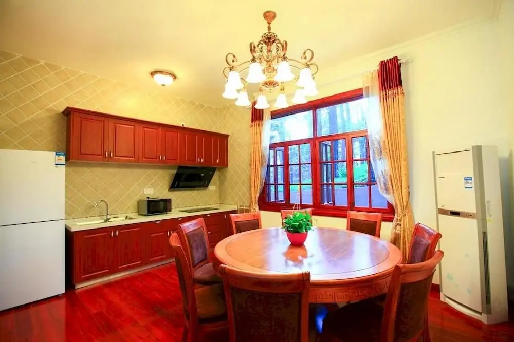 Цзюцзян: Mount Lu No. 7 Xiangshanyuan Holiday Hotel