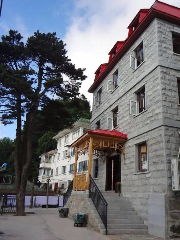 Цзюцзян: Dongtian Villa Lushan