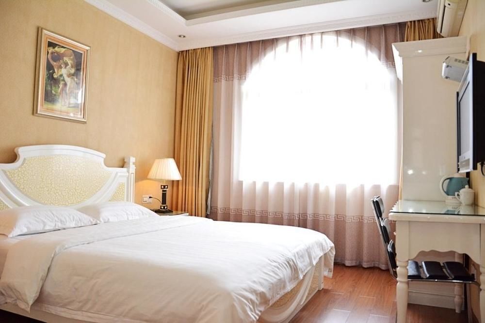 Linkou Hotel — фото 1