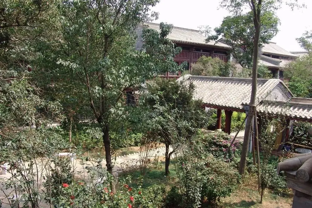 Куньмин: Fragrant Seasons Hotel- Kunming