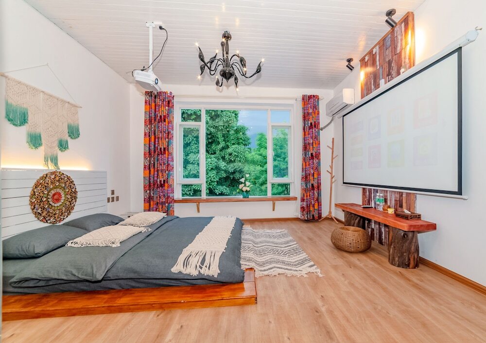 Дали: Crystal Taro Inn Dali