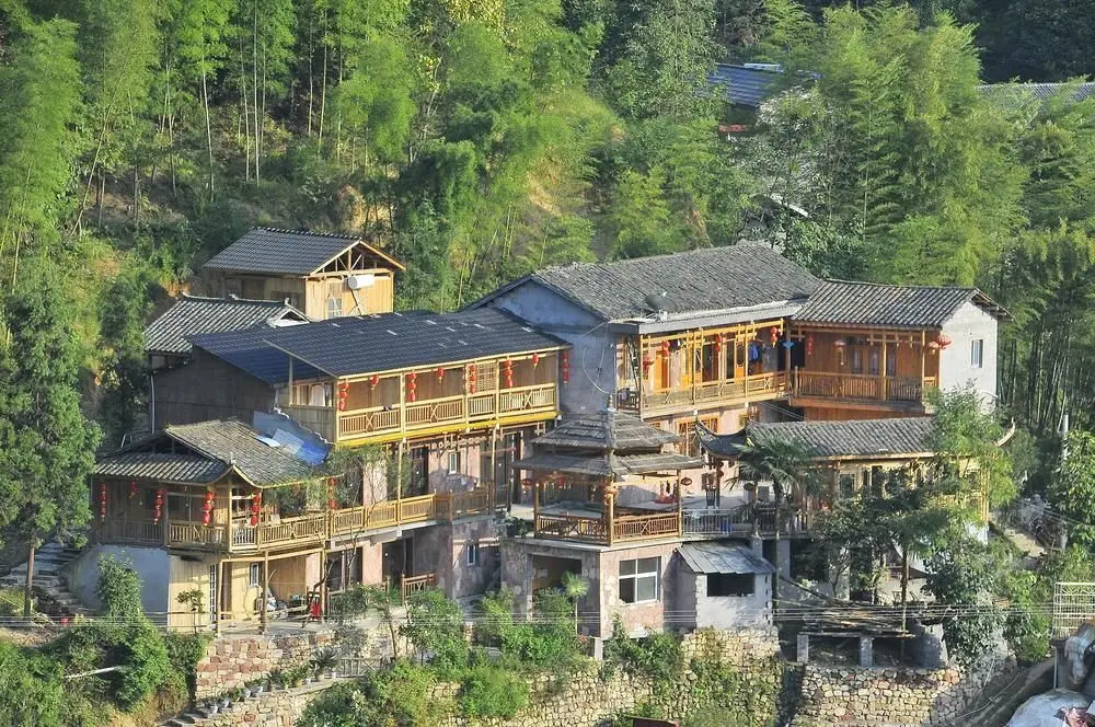 Чжанцзяцзе: Mei Tian Inn