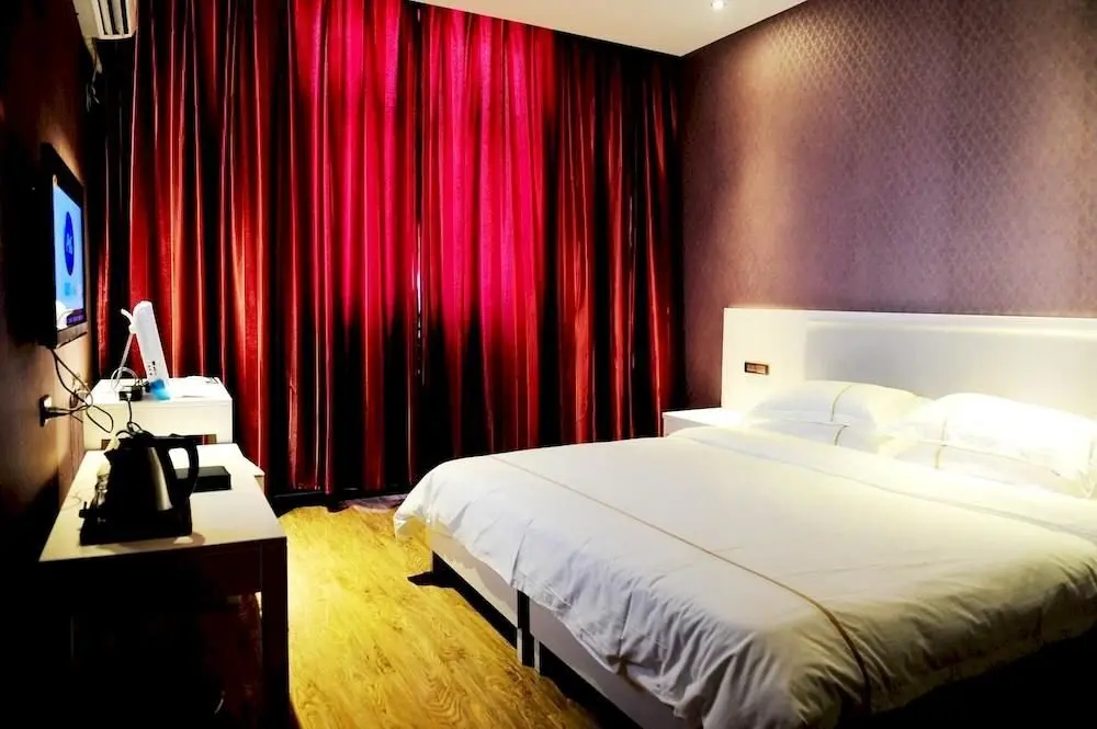 Чжумадянь: Wan Hang Zhi Xing Boytique Hotel