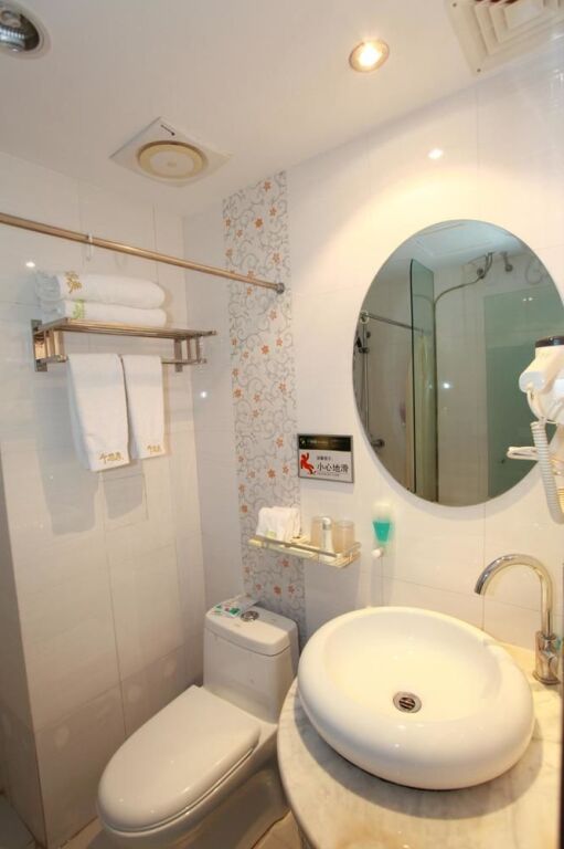 Куньмин: Qianlvchen Hotel Ginza - Kunming