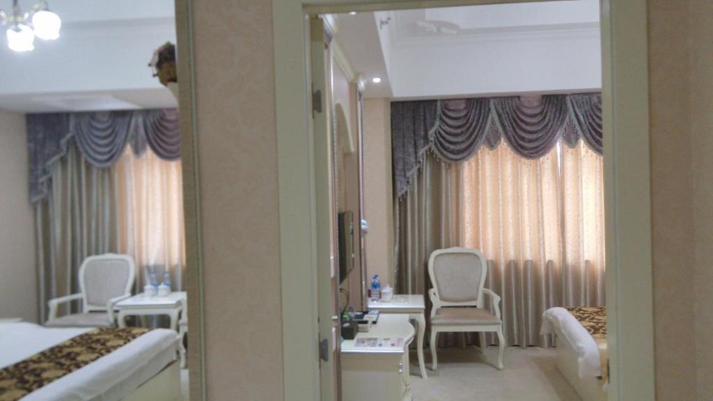 Куньмин: Kunming Baolilai Hotel Changshui Airport Branch