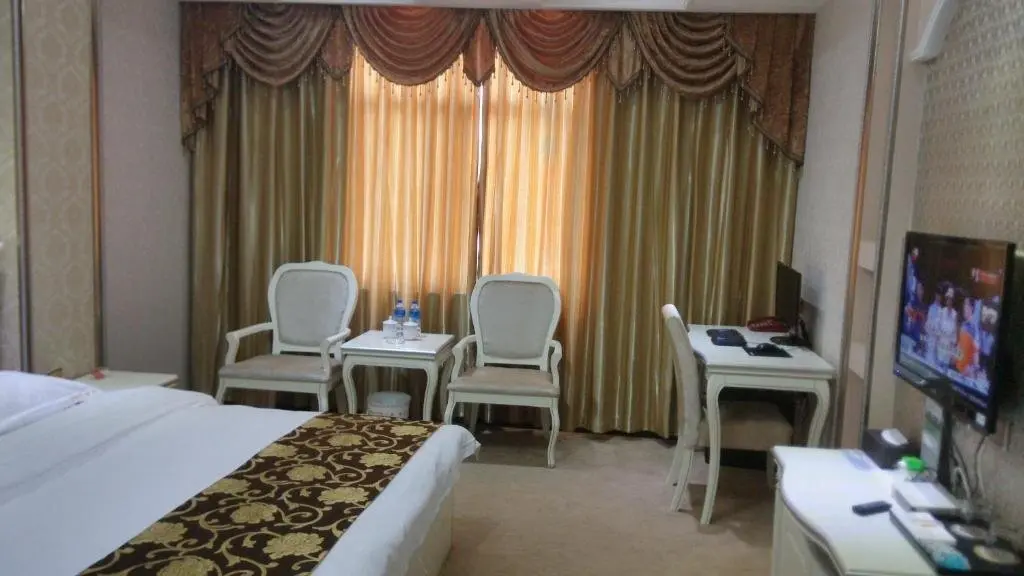 Куньмин: Kunming Baolilai Hotel Changshui Airport Branch