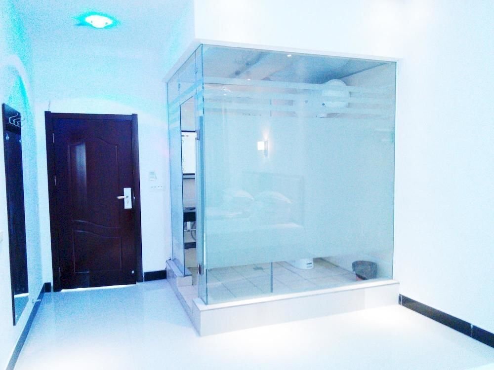 Цзяочжоу: Jiaozuo Yuntai Mount Rainbow Hotel
