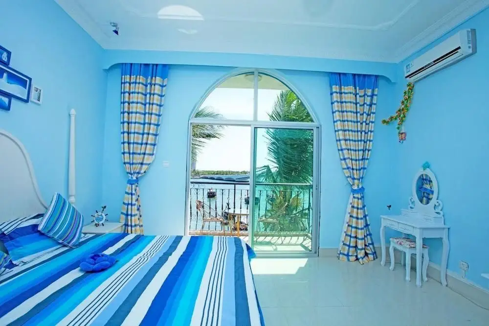 Санья: One-mete Seaside Villa