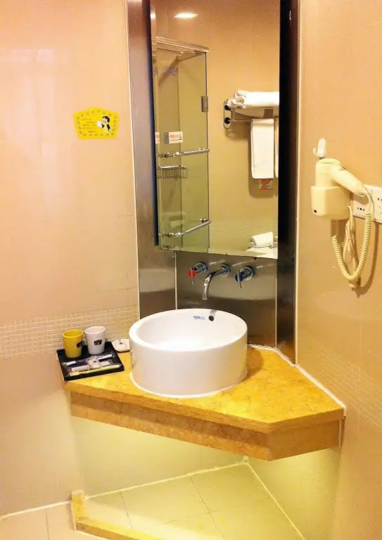 Цзинань: Home Inn Jinan Quancheng Square Branch