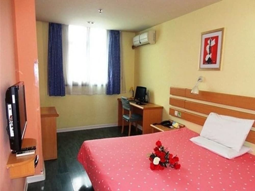 Шанхай: Home Inn