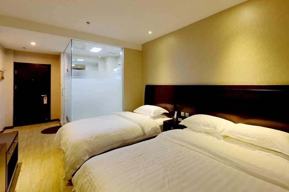 Чэндэ: Chengde Yiyuan Hotel
