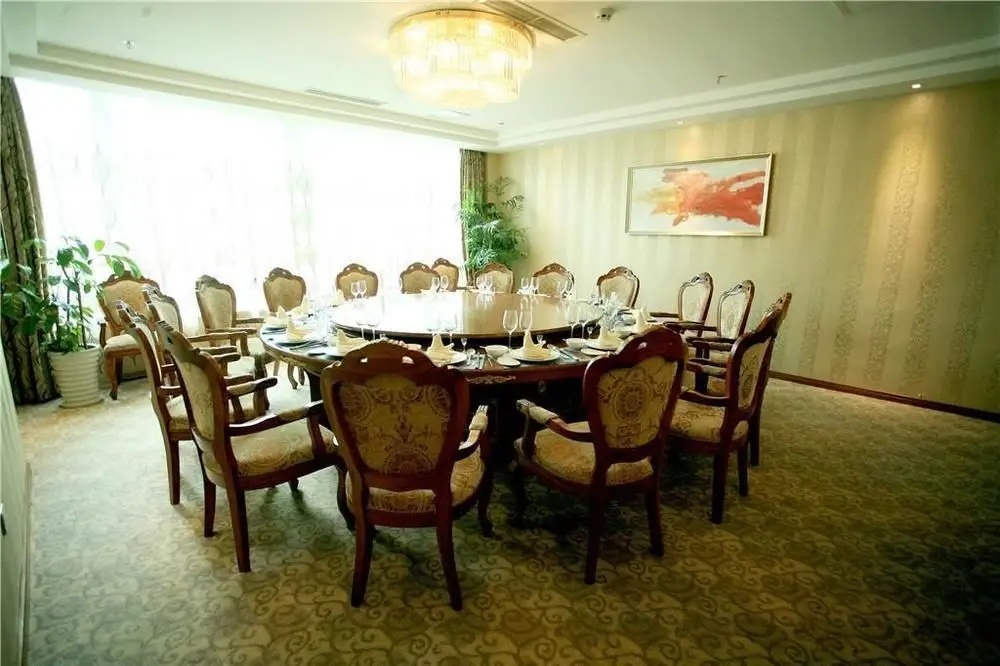 Чэнду: Haoyi Hotel (Chengdu Shuangliu Airport Airport Sichuan University)