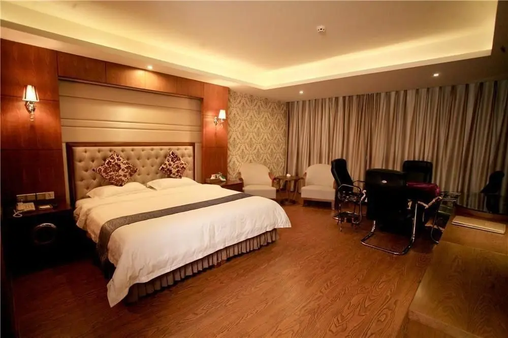 Чэнду: Haoyi Hotel (Chengdu Shuangliu Airport Airport Sichuan University)