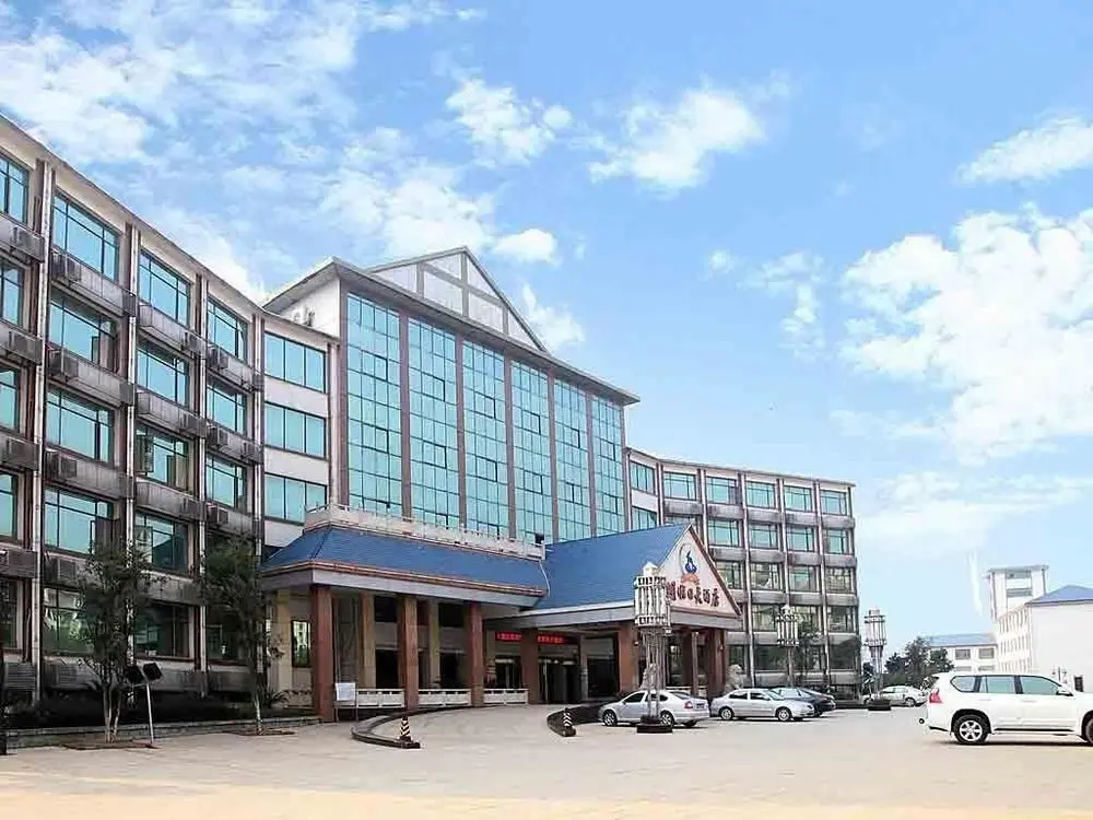 Сяньнин: Sanhu Lake Holiday Hotel Xianning