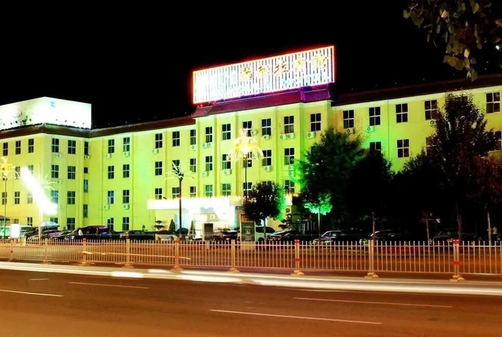 Mandula Hotel — фото 1