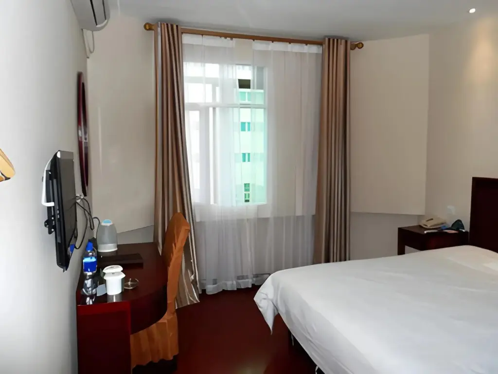Наньтун: GreenTree Inn Nantong Haimen Bus Statian Shell  Hotel